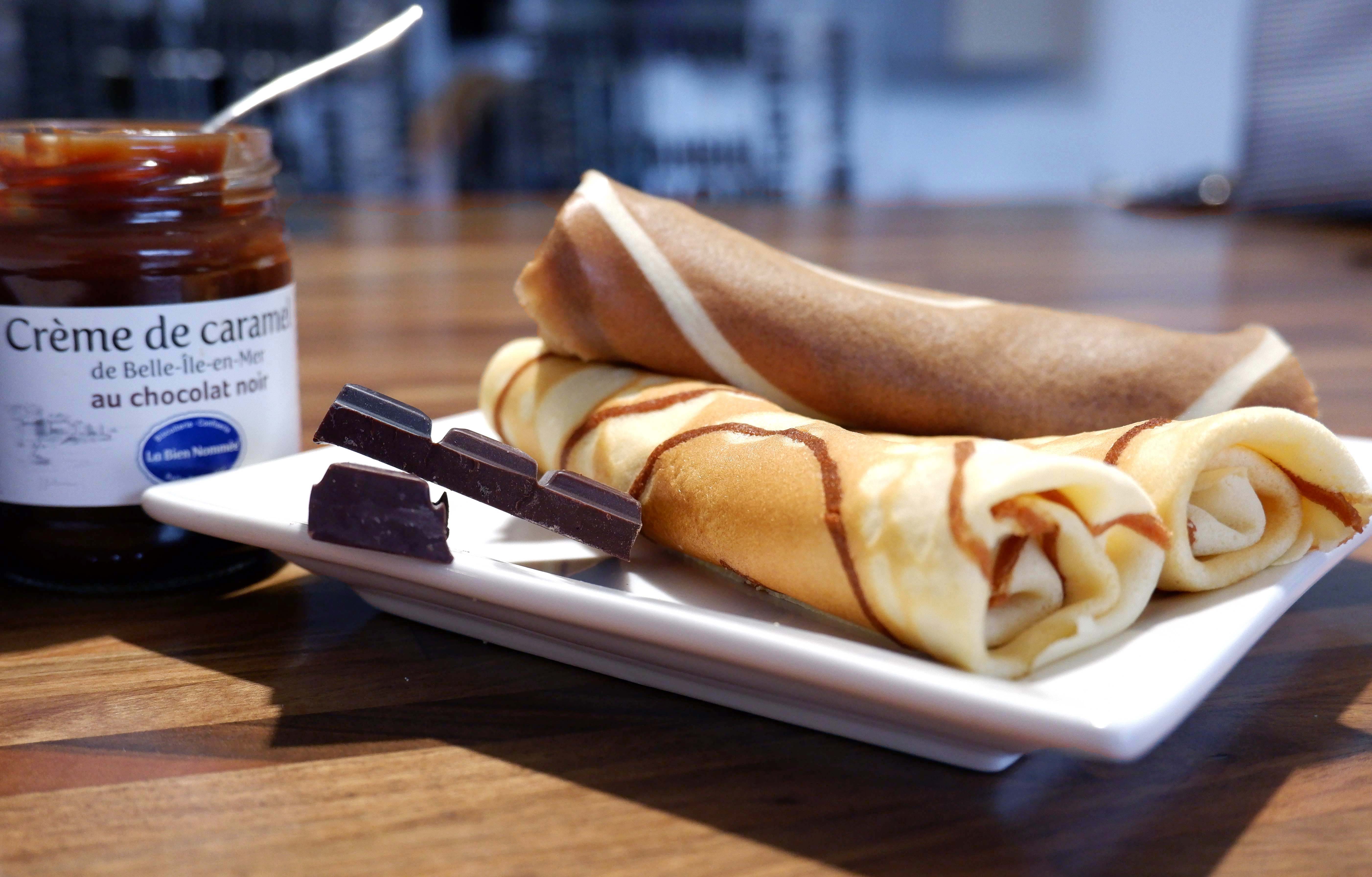 Crêpes tourbillon au caramel au chocolat noir La Bien Nommée